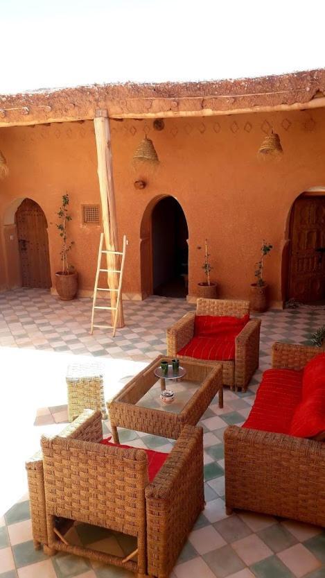 Tigmi Hamid Decouverte Des Traditions Et De La Culture Berbere Ait Benhaddou Exterior photo